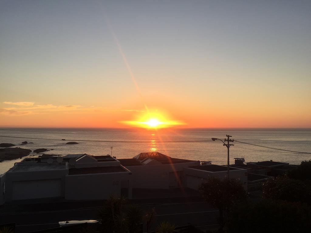 51 On Camps Bay Hotel Cape Town Exterior foto