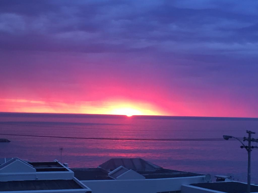 51 On Camps Bay Hotel Cape Town Exterior foto